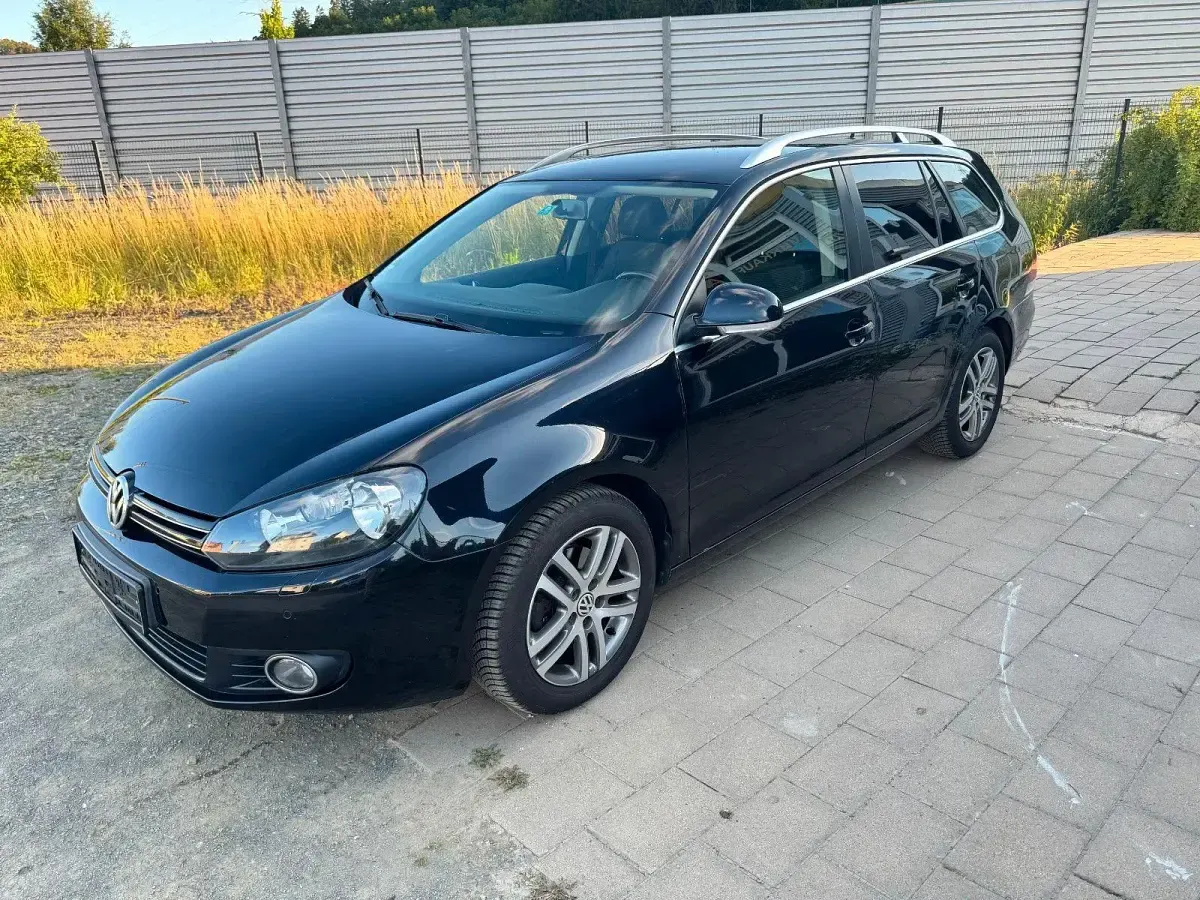 Gebraucht VW Golf VI Comfortline 80 PS (58 kW) 2010 Schwarz Kleinwagen