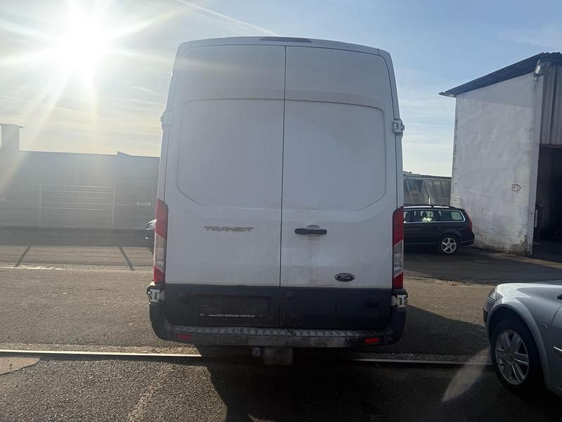 Second-hand Ford Transit 170 CP (125 kW) 2019 Alb Monovolum