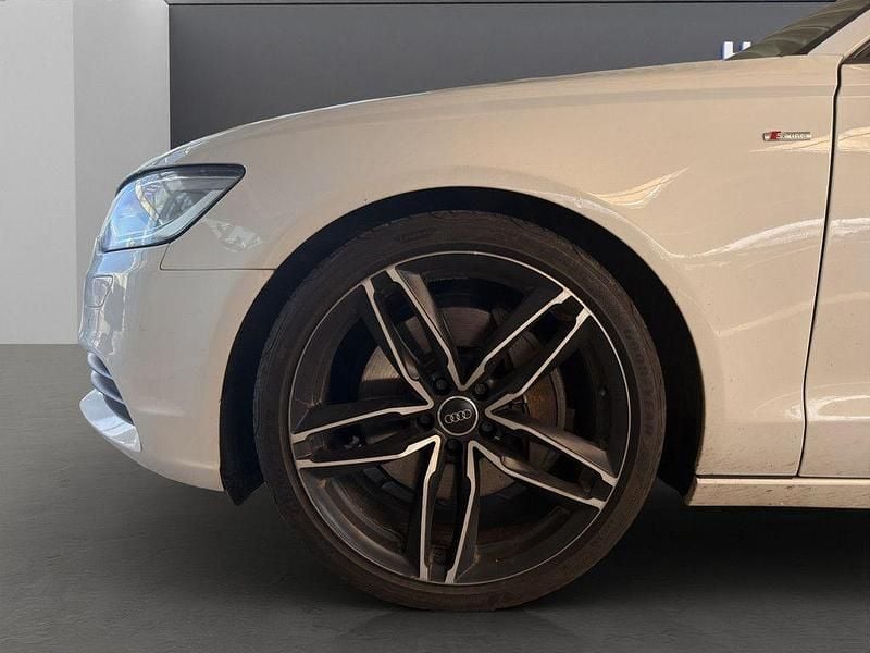 Używany Audi A6 Sport 313 KM (230 kW) 2012 Biały Kombi