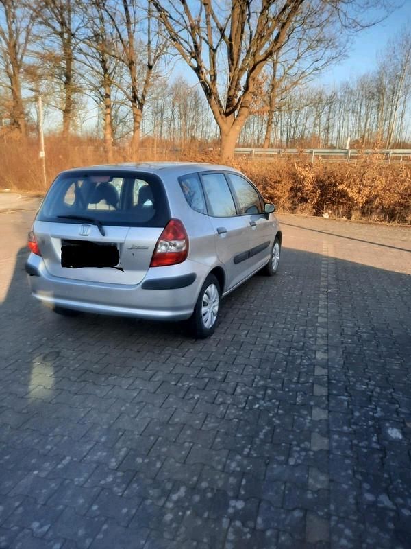 Gebraucht Honda Jazz 77 PS (56 kW) 2004 Grau Kleinwagen