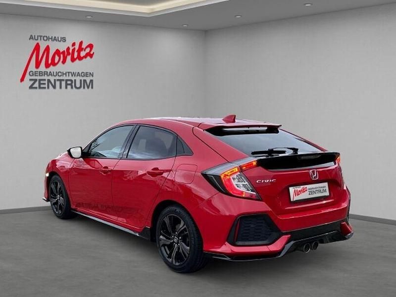 Gebraucht Honda Civic Sport Plus 182 PS (133 kW) 2018 Rot Limousine