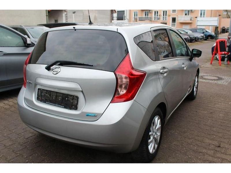 Gebraucht Nissan Note Acenta+ 80 PS (58 kW) 2014 Silber (metallic) Kombi