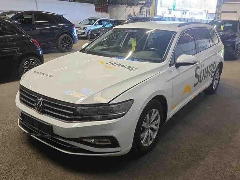 Gebraucht VW Passat 150 PS (110 kW) 2021 Andere Limousine