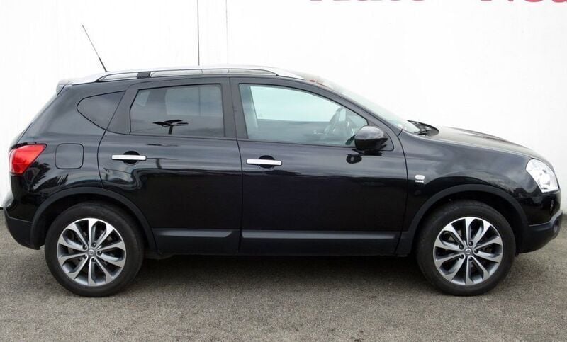 Schwarz Gebraucht 2009 Nissan Qashqai Tekna SUV | 2.500 € (Superpreis) - Bild 1/4