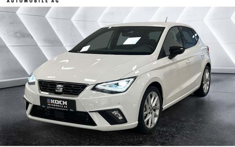 Weiß Gebraucht 2024 Seat Ibiza FR Limousine | 23.490 € (Etwas zu teuer) - Bild 1/4
