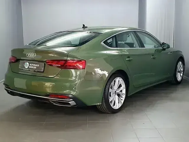 Gebraucht Audi A5 Sportback Advanced Plus 204 PS (150 kW) 2022 Distriktgrün (metallic) Kleinwagen