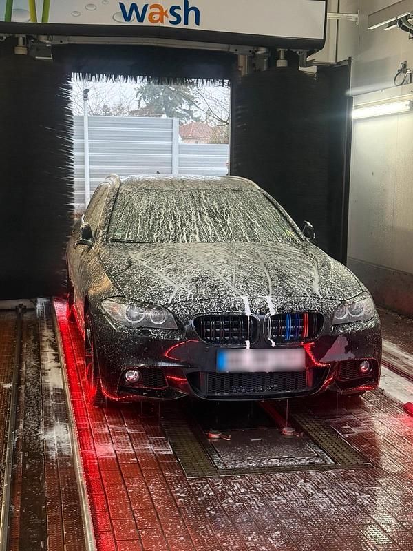 Gebraucht BMW 520 184 PS (135 kW) 2012 Kombi