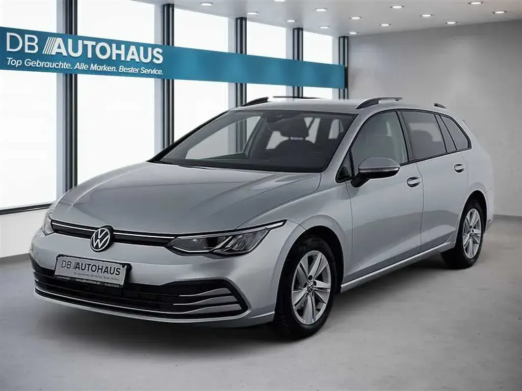 Gebraucht VW Golf VIII Life 110 PS (80 kW) 2024 Kombi