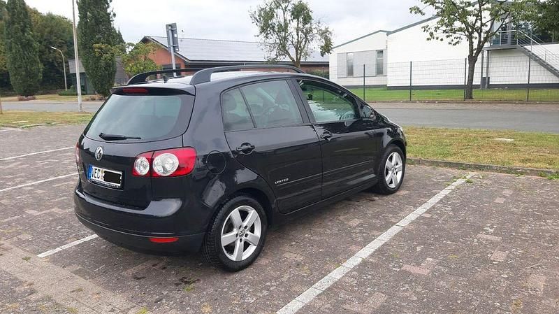 Gebraucht VW Golf Plus Cross United 102 PS (75 kW) 2009 Schwarz Van / Kleinbus