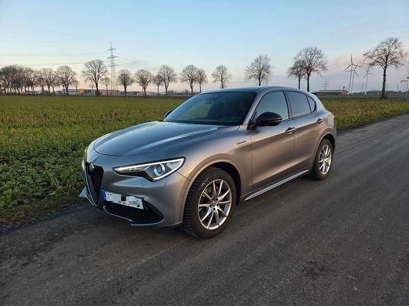 Gebraucht Alfa Romeo Stelvio Veloce 280 PS (205 kW) 2021 Grau SUV