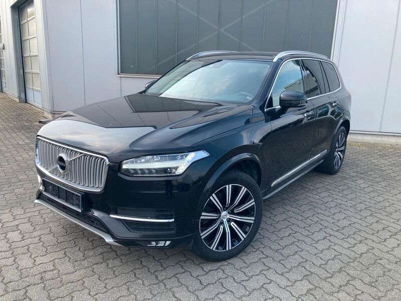 Onyx black / metallic Gebraucht 2018 Volvo XC90 Inscription SUV | 26.900 € (Etwas zu teuer) - Bild 1/4