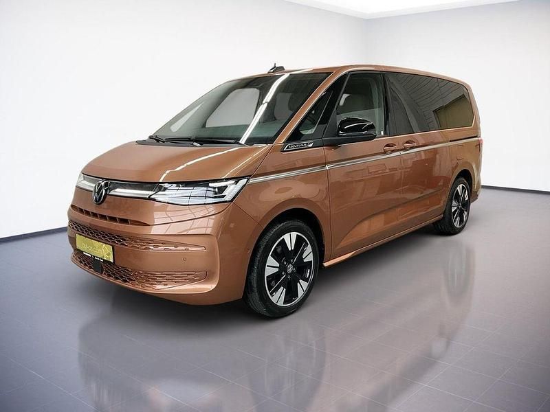 Gebraucht VW Multivan Style 150 PS (110 kW) 2024 Braun Van