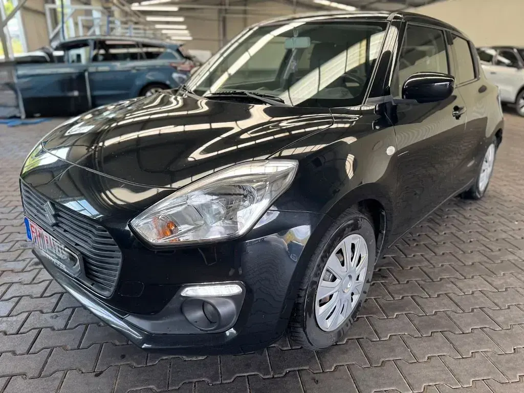 Occasion Suzuki Swift Basic 90 ch (66 kW) 2017 Noir Citadine