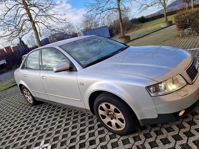 Gebraucht Audi A4 90 PS (66 kW) 2001 Silber Limousine