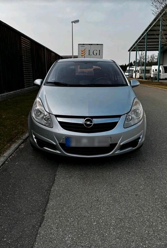 Gebraucht Opel Corsa 80 PS (58 kW) 2007 Silber Kleinwagen