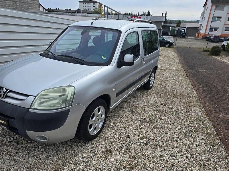 Gebraucht Peugeot Partner Filou 109 PS (80 kW) 2007 Schwarz Van / Kleinbus