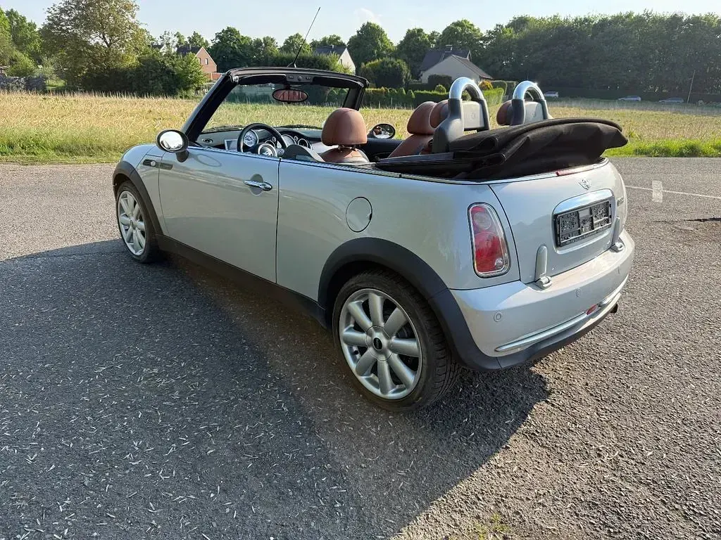 Occasion Mini Cooper Cabriolet 116 ch (85 kW) 2008 Argent Cabriolet