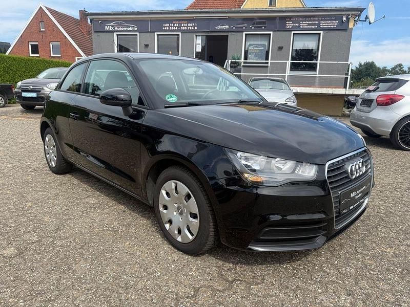 Gebraucht Audi A1 Attraction 86 PS (63 kW) 2011 Schwarz Kleinwagen