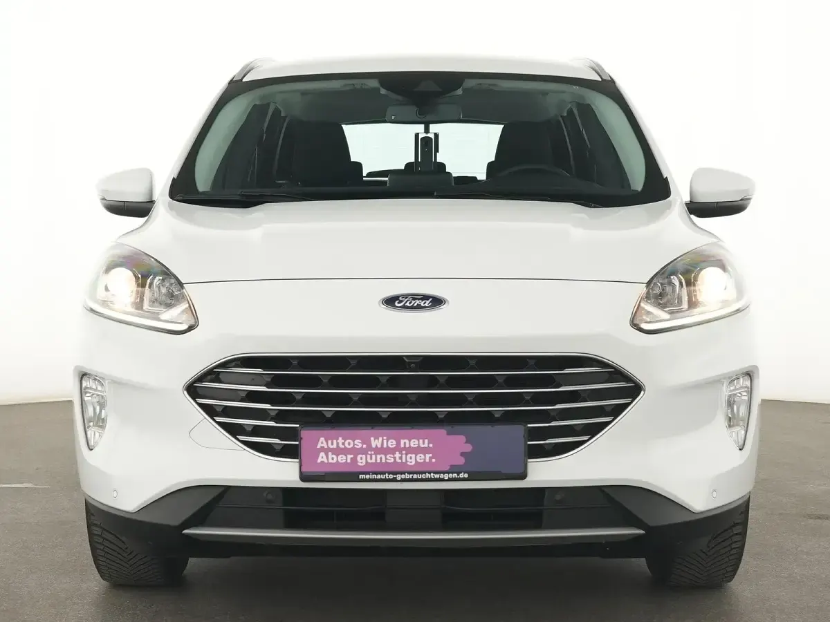 Gebraucht Ford Kuga Titanium 190 PS (139 kW) 2023 Frost weiss SUV