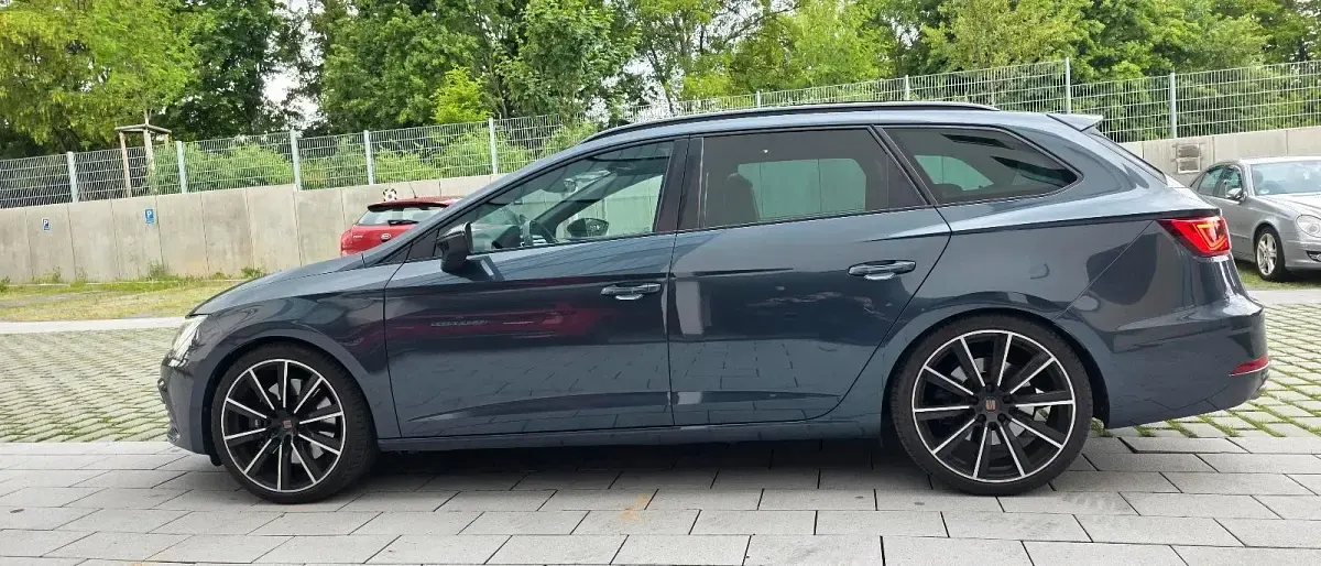 Gebraucht Seat Leon CUPRA 300 PS (220 kW) 2019 Blau Kombi