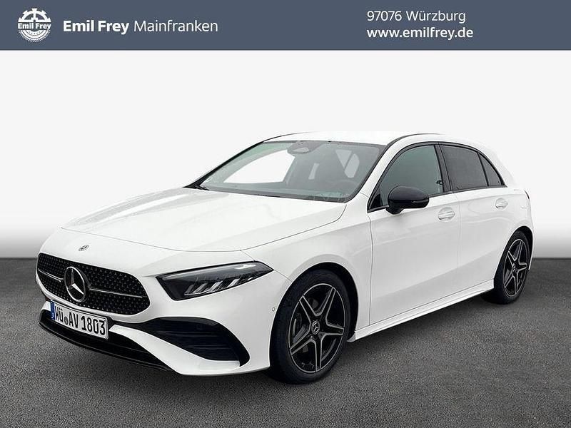Polarweiß Gebraucht 2024 Mercedes A180 AMG Limousine | 31.800 € (Fairer Preis) - Bild 1/4