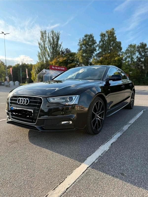 Schwarz Gebraucht 2015 Audi A5 Sportback S-Line Kleinwagen | 16.000 € (Fairer Preis) - Bild 1/4