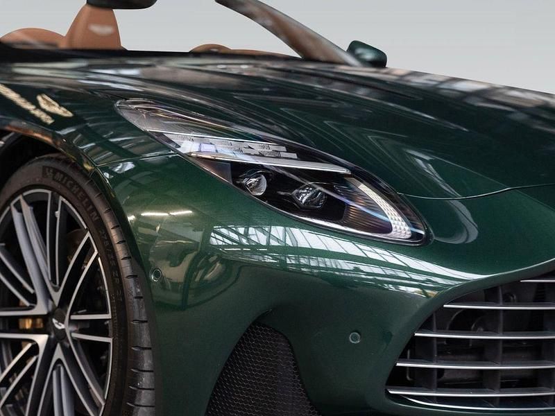 Gebraucht Aston Martin DB12 680 PS (500 kW) 2025 Grün Cabrio