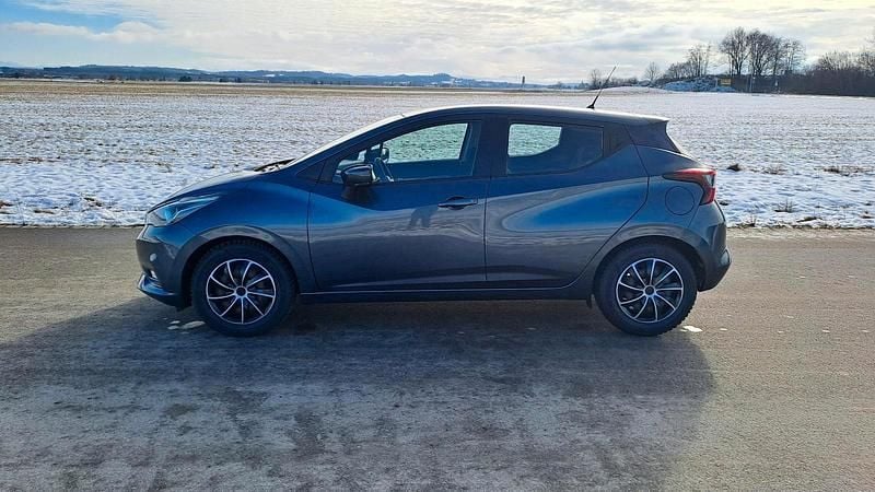 Gebraucht Nissan Micra N-Way 71 PS (52 kW) 2018 Grau Kleinwagen