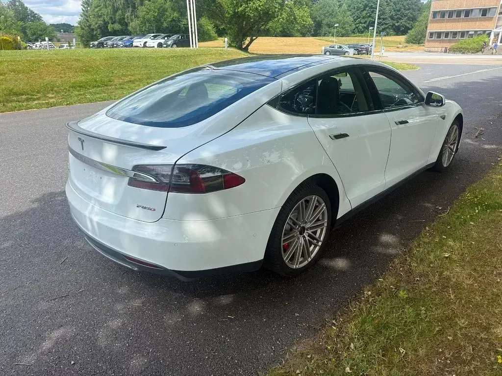 Gebraucht Tesla Model S Performance 344 kW (469 PS) 2015 Kleinwagen