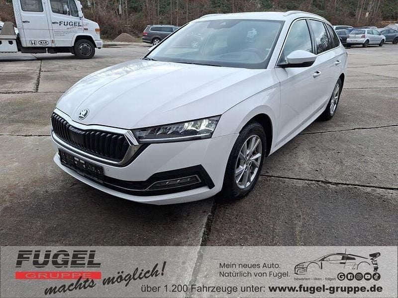 Gebraucht Skoda Octavia Style 116 PS (85 kW) 2023 Candyweiss Kombi