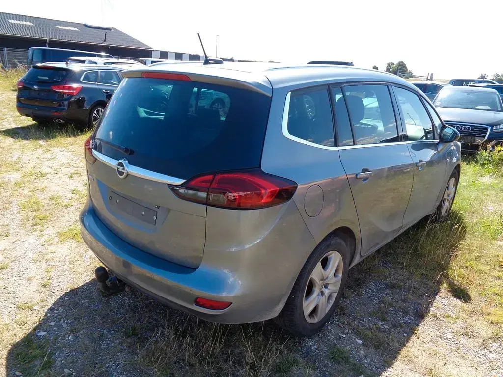 Gebraucht Opel Zafira Innovation 135 PS (99 kW) 2018 Grau Van / Kleinbus