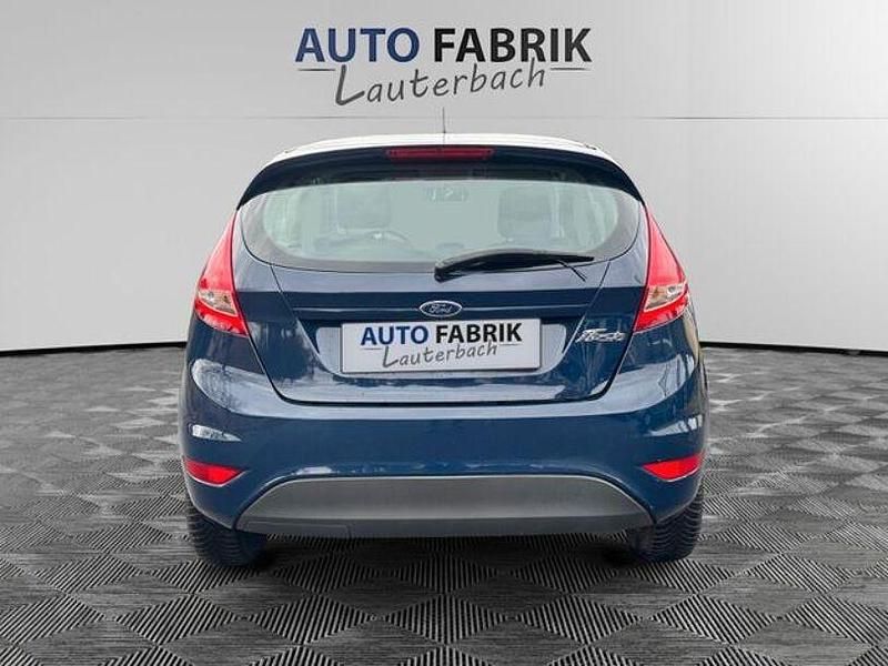 Gebraucht Ford Fiesta Trend 82 PS (60 kW) 2010 Blau Limousine