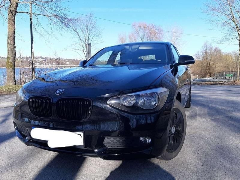 Gebraucht BMW 114 136 PS (100 kW) 2012 Schwarz Kleinwagen