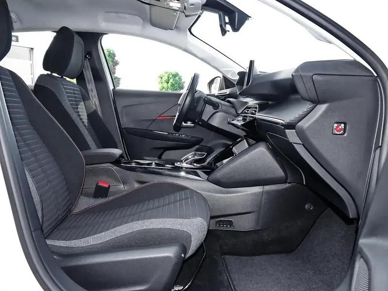 Gebraucht Peugeot e-208 Active 100 kW (136 PS) 2021 Weiß Kleinwagen