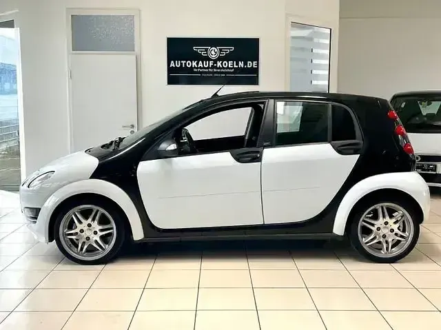 Gebraucht Smart ForFour Passion 109 PS (80 kW) 2006 Weiß Kleinwagen