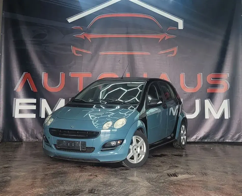 Usata Smart ForFour Basis 75 CV (55 kW) 2006 Nero Utilitaria