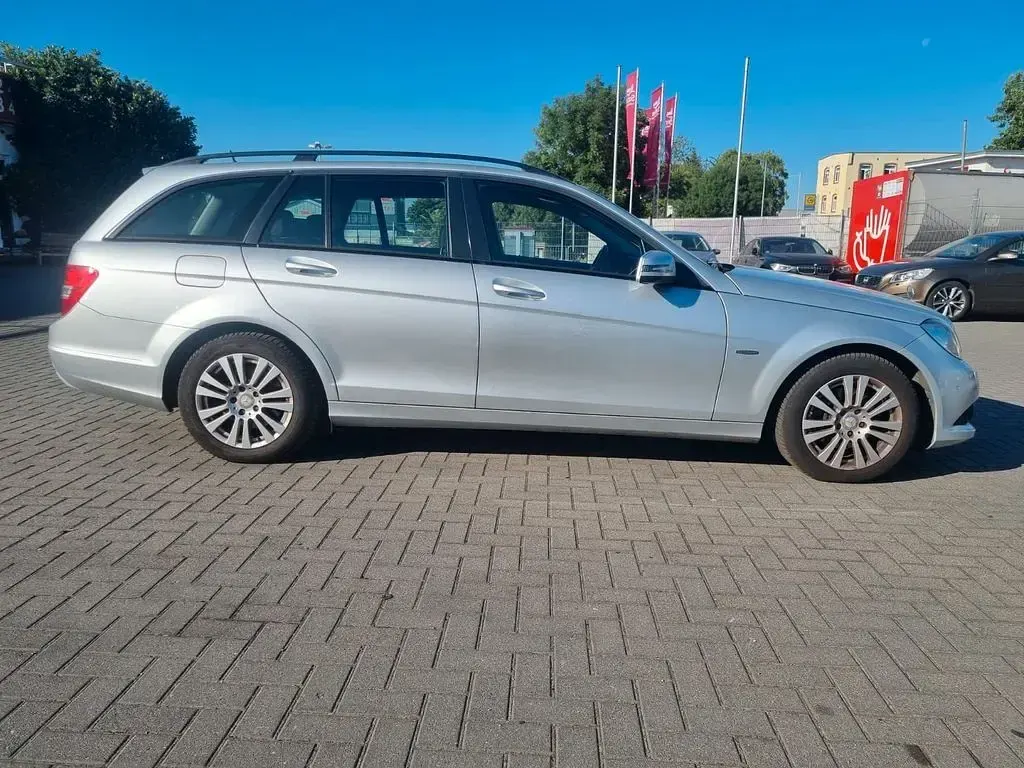 Gebraucht Mercedes C220 170 PS (125 kW) 2011 Other Kombi