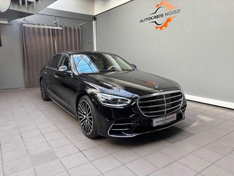 Obsidianschwarz Gebraucht 2023 Mercedes S350 Limousine | 89.900 € - Bild 1/4