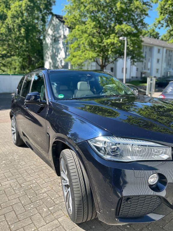 Blau Gebraucht 2015 BMW X5 M Sport SUV | 24.500 € (Fairer Preis) - Bild 1/4