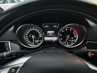 Gebraucht Mercedes ML400 333 PS (244 kW) 2015 Schwarz SUV