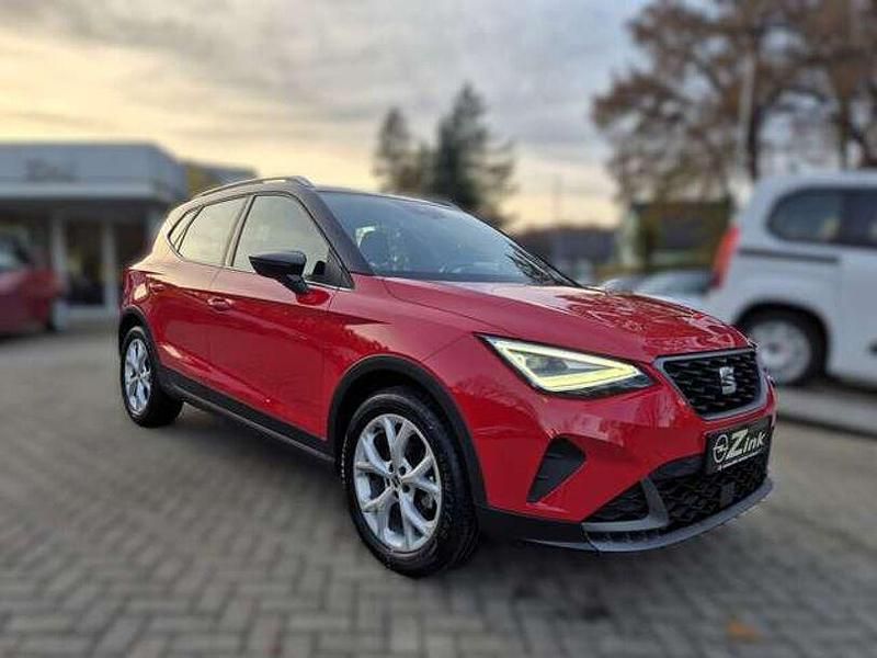Reinrot Gebraucht 2023 Seat Arona FR SUV | 17.980 € (Fairer Preis) - Bild 1/4