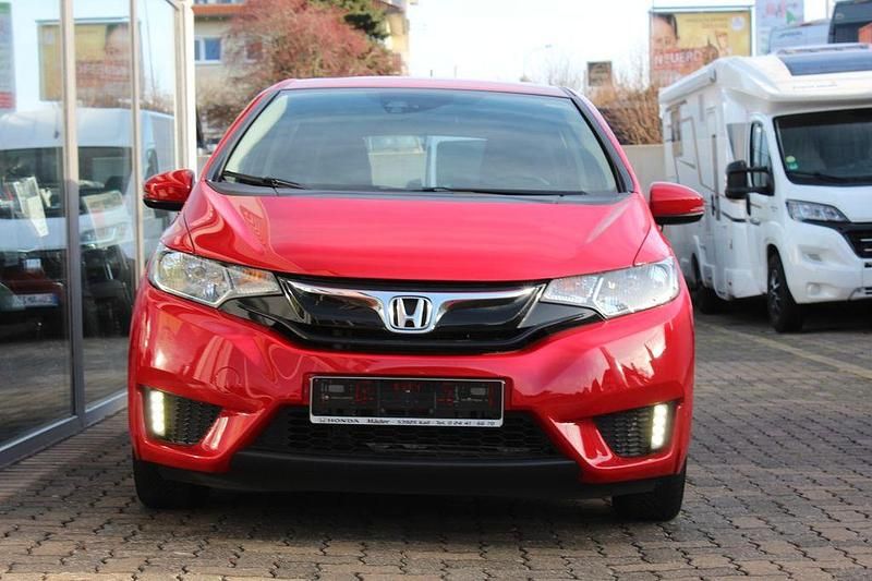 Gebraucht Honda Jazz Trend 102 PS (75 kW) 2016 Rot Kleinwagen