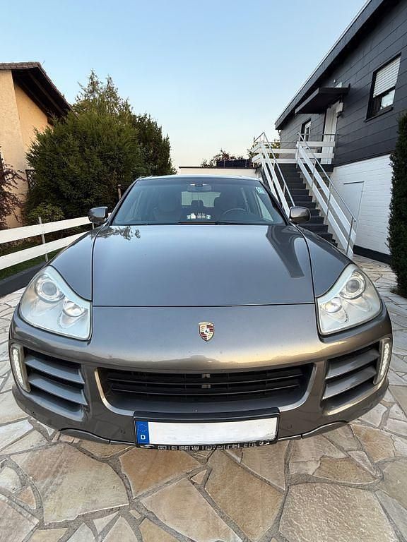 Grau Gebraucht 2008 Porsche Cayenne GTS SUV | 12.200 € (Superpreis) - Bild 1/4