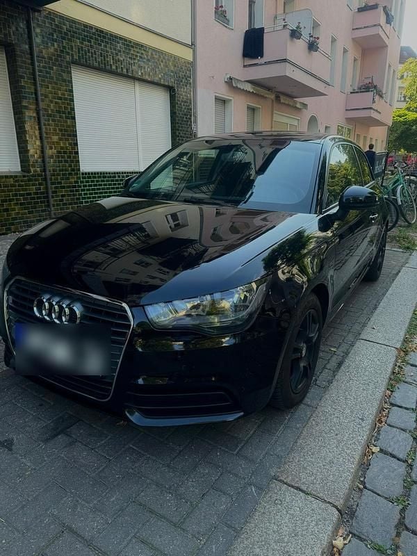 Gebraucht Audi A1 86 PS (63 kW) 2011 Schwarz Kleinwagen