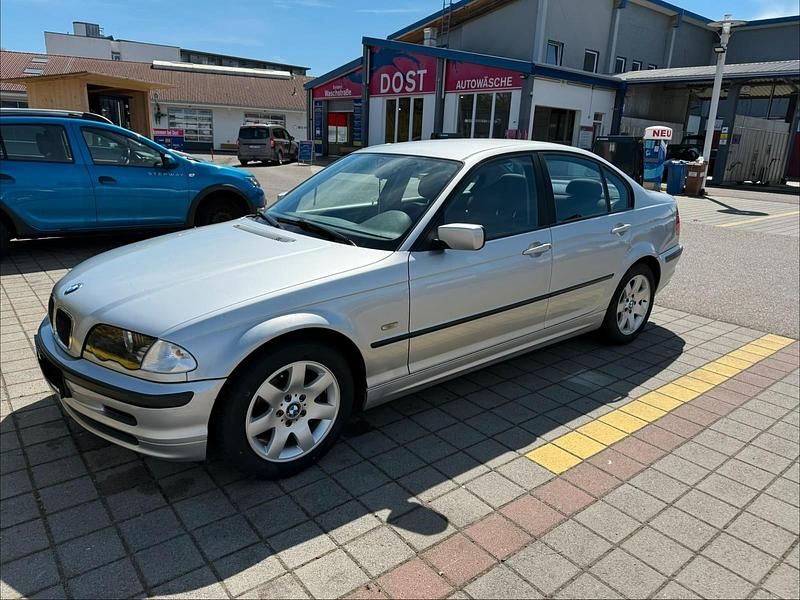 Gebraucht BMW 316 105 PS (77 kW) 2000 Silber Limousine