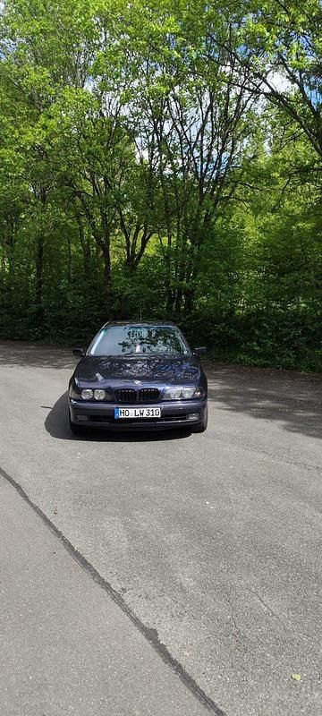 Andere farben Gebraucht 1998 BMW 520 Limousine | 2.000 € (Fairer Preis) - Bild 1/4