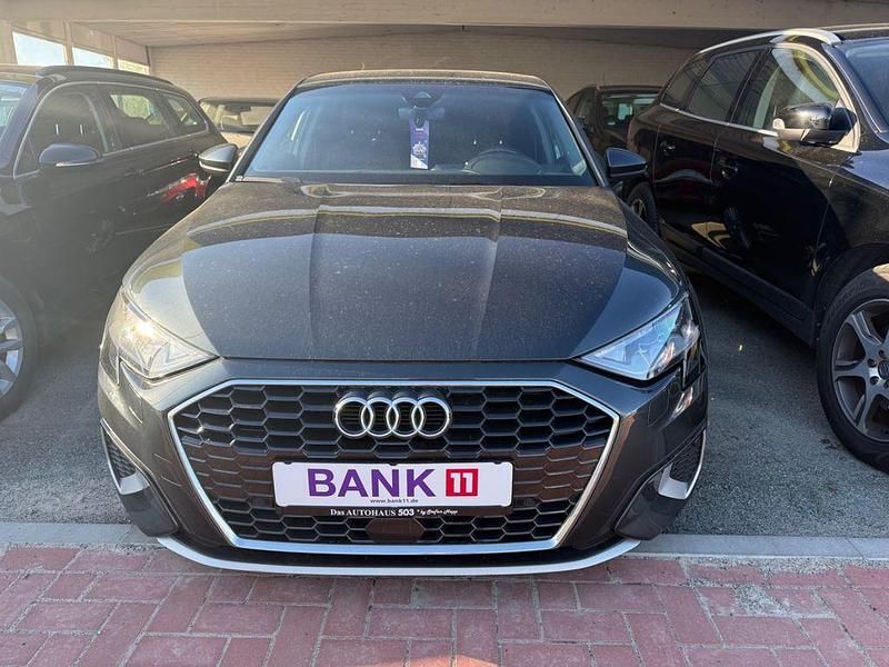 Gebraucht Audi A3 Advanced 110 PS (80 kW) 2021 Grau Limousine