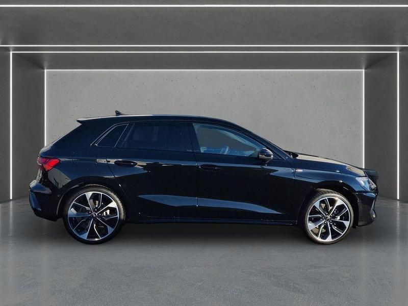 Gebraucht Audi A3 S-Line 150 PS (110 kW) 2025 Mythosschwarz metallic Limousine
