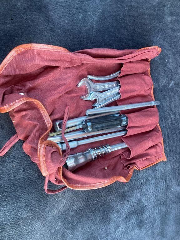 Gebraucht Mercedes SL500 241 PS (177 kW) 1981 Rot Cabrio