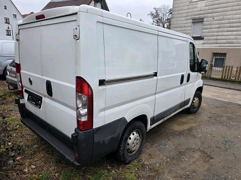 Gebraucht Fiat Ducato 115 PS (84 kW) 2012 Weiß Van